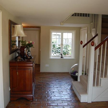 Bed and Breakfast Pickwick House Stoke by Clare Экстерьер фото