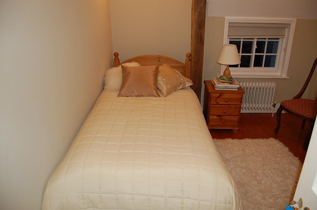 Bed and Breakfast Pickwick House Stoke by Clare Номер фото